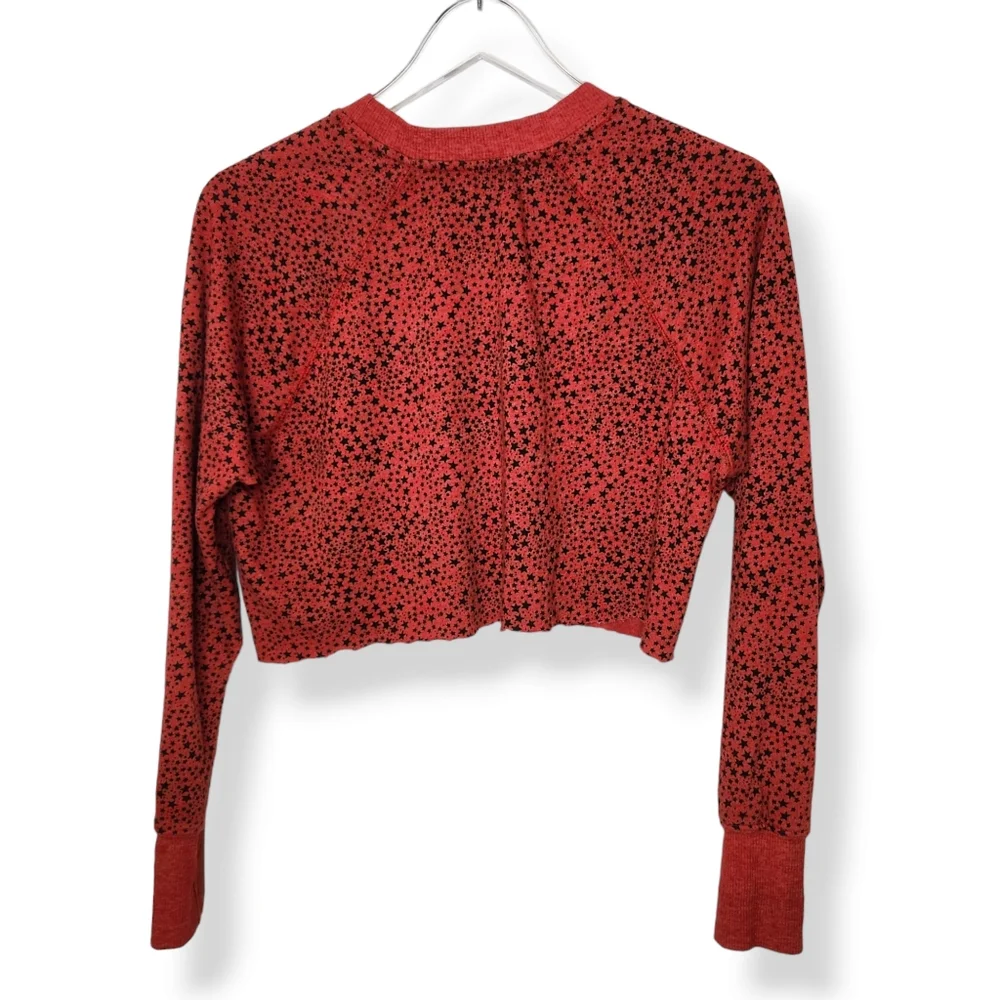 Sundry Cropped Oversized Long Sleeve Red Black Star Print Top Size XS